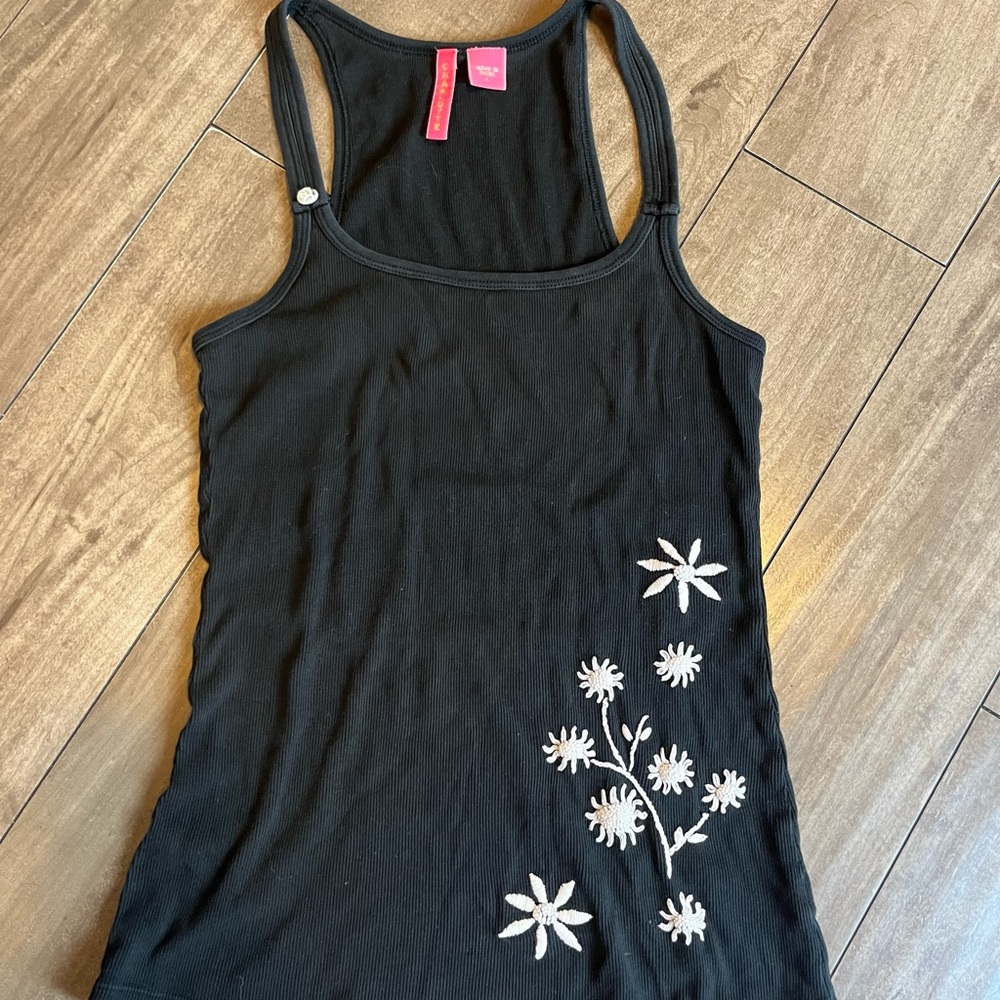 Elegant Black Floral Women's Tank Top